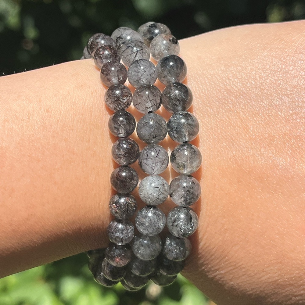 Stretchable black rutile quartz bracelet